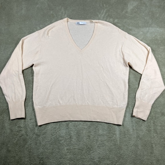 Zara Sweaters - Zara 100% Wool Pullover Sweater Ivory Large/XL Holiday Quiet Lux Closet Staple